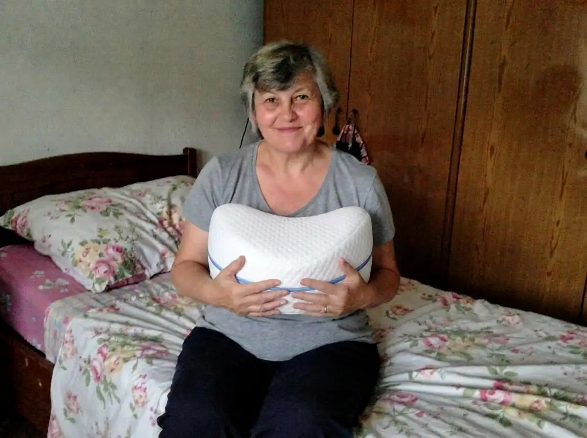 Kupac Milica P. sa OrthoEase jastukom